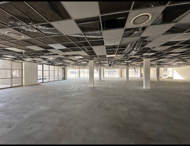 296M² OFFICE TO LET IN ECO PARK ESTATE